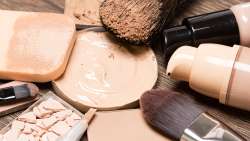 makeup can be very germy